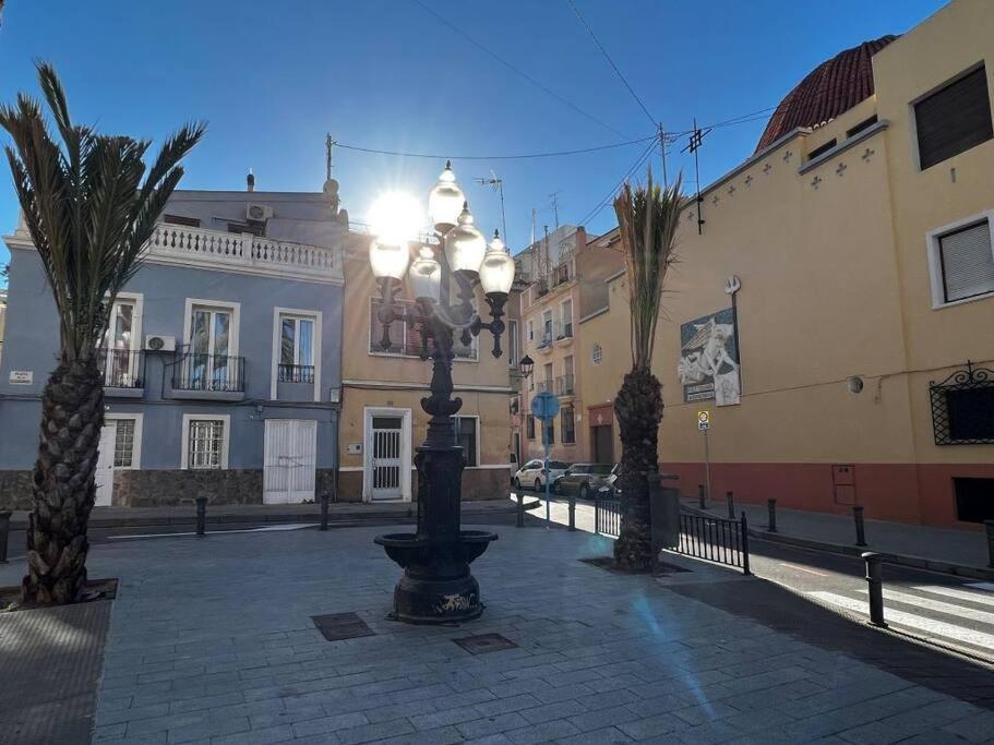 Great Apartment Close To Plaza De Torres Alicante Extérieur photo